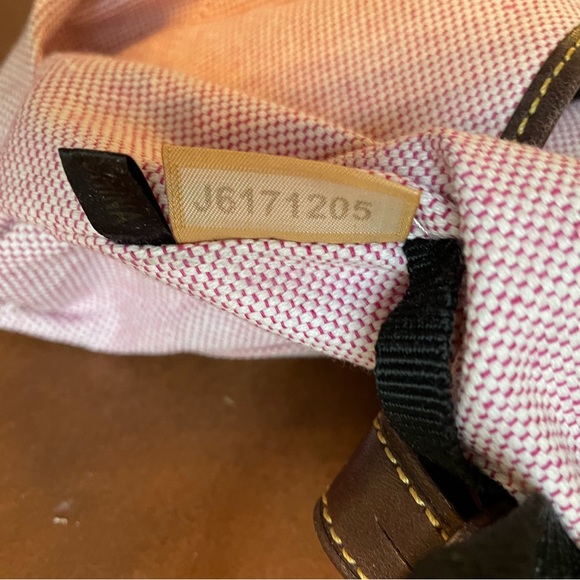 Dooney and Bourke Vintage 🎉HP🎉 GUC top zip shoulder hand bag in brown leather - Picture 11 of 15